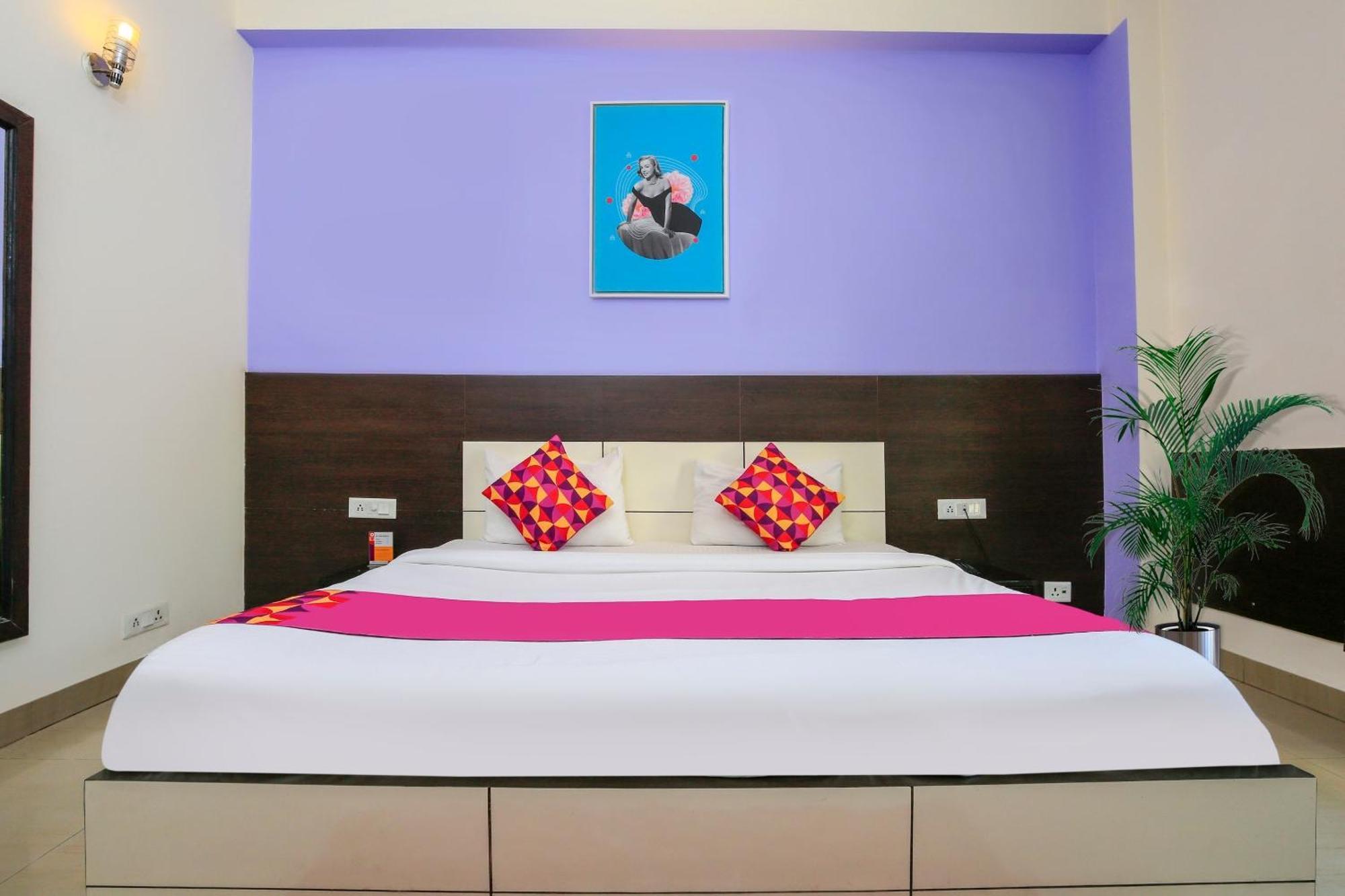 Hotel O Golf Stays Near Aravali Biodiversity Park 古尔冈 外观 照片