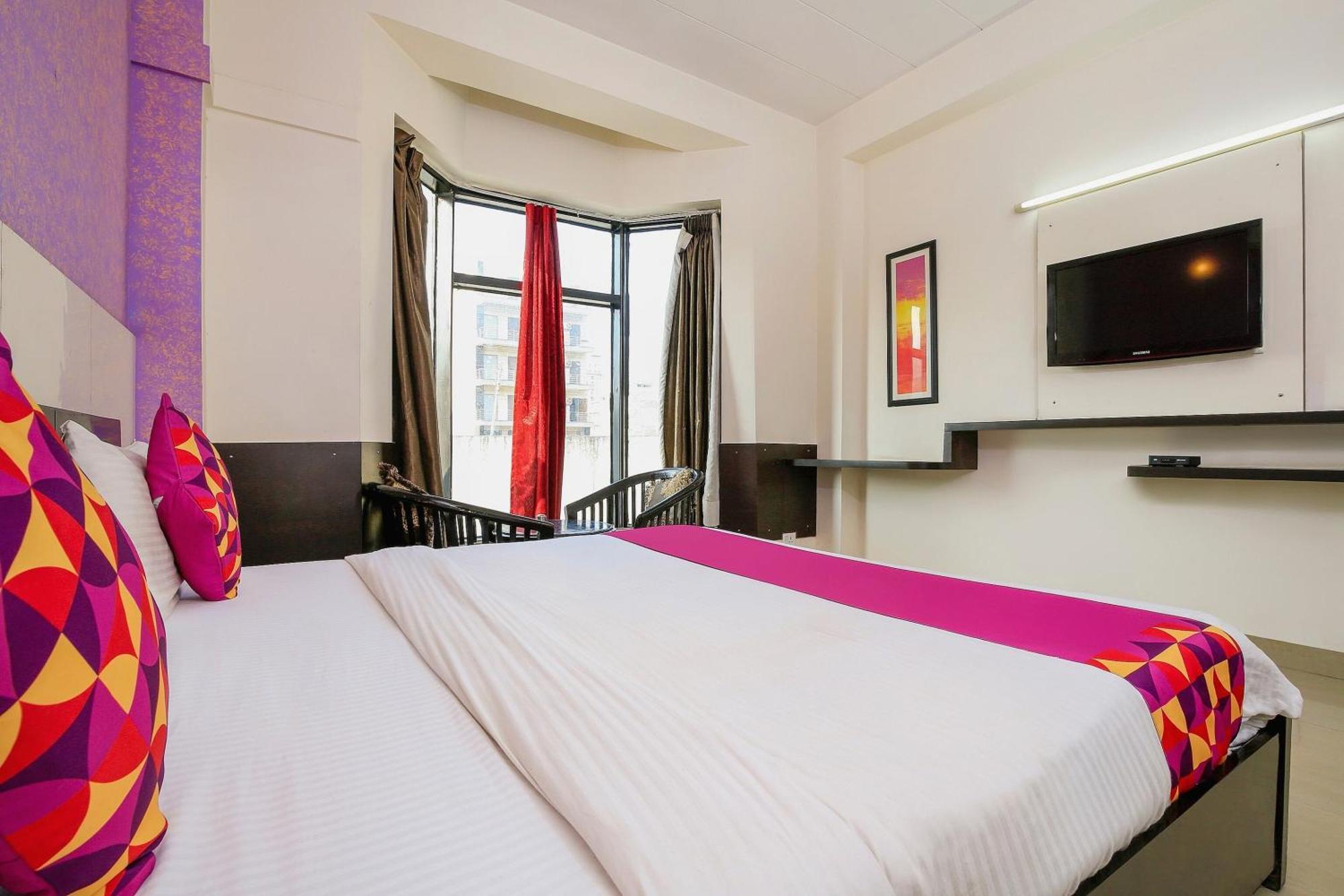 Hotel O Golf Stays Near Aravali Biodiversity Park 古尔冈 外观 照片